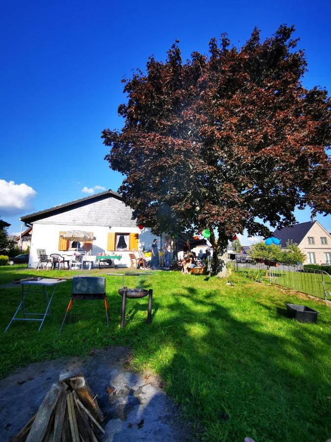 BB19 Eifel-Ferienhaus am Moseltal mit Saunahaus Beuren  Exterior foto
